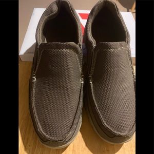 American Eagle Slip Ons / Shoes / Sneakers